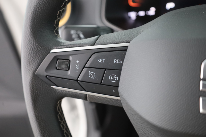 SEAT Arona 1.0 TSI DSG Style LED Navi Sitzheizung DAB — photo 15