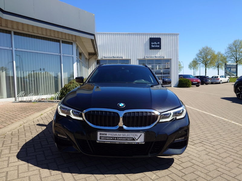 BMW 320 i Aut. M Sport touring/Laser/Pano/Navigation — photo 13