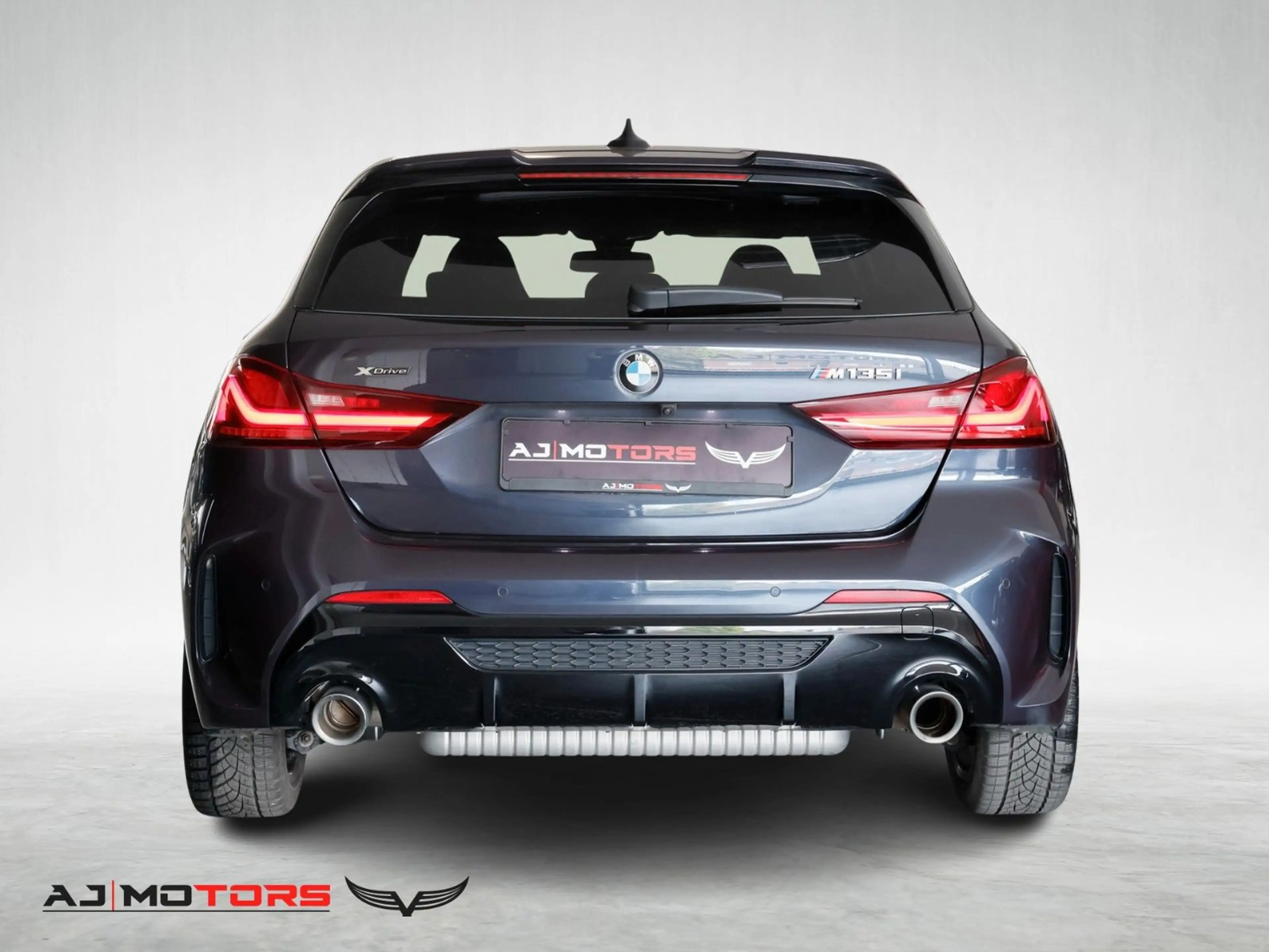 BMW 135 i xDrive*INDIVIDUAL-LED-HARMANK-SPORTSITZE* — photo 5