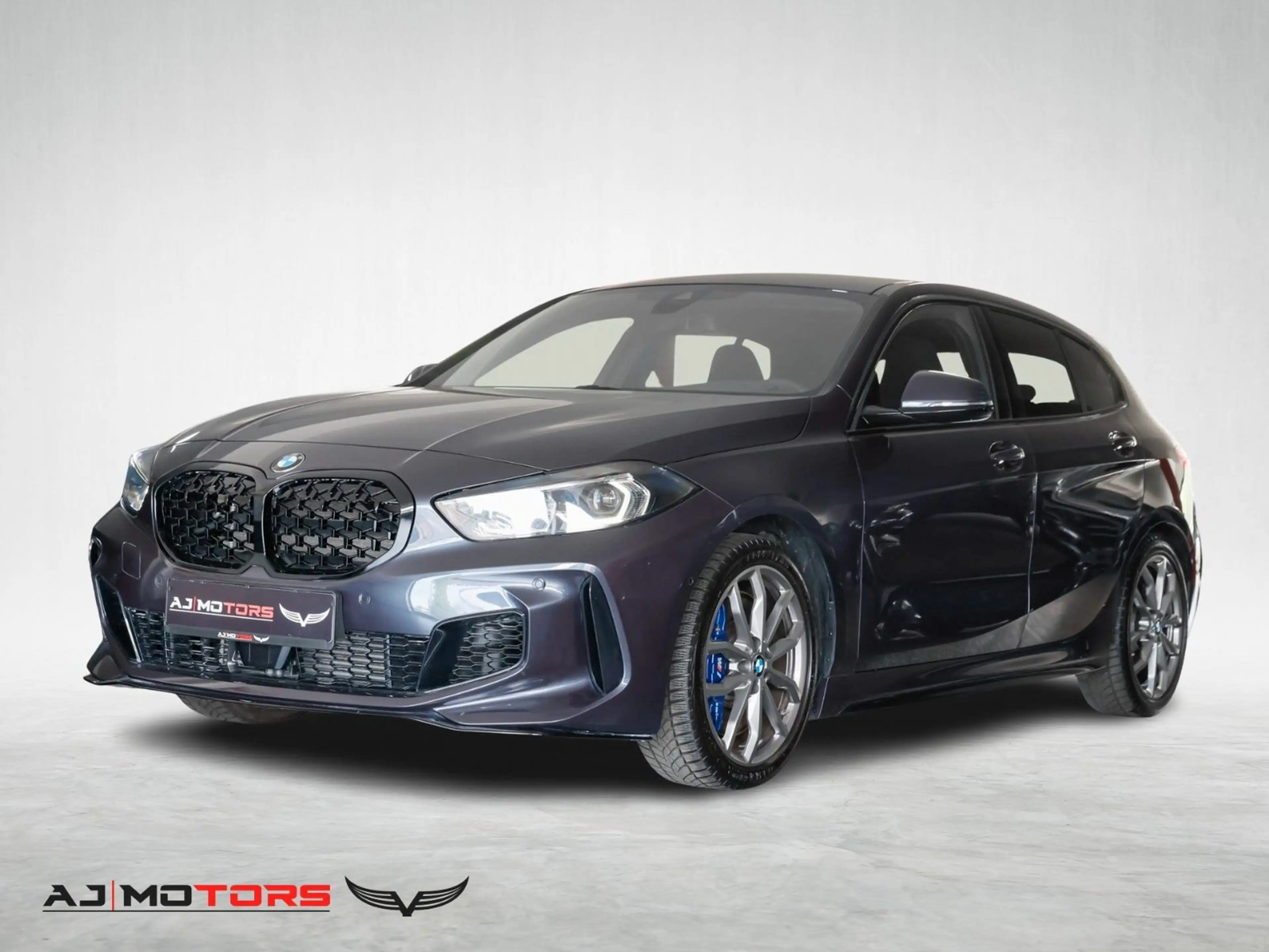 BMW 135 i xDrive*INDIVIDUAL-LED-HARMANK-SPORTSITZE* — photo 2