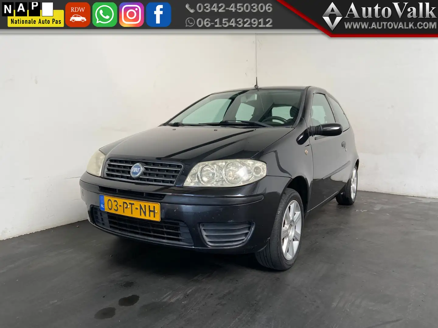 Fiat Punto 1.4-16V Young. Trekhaak. Airco! Negro - 1