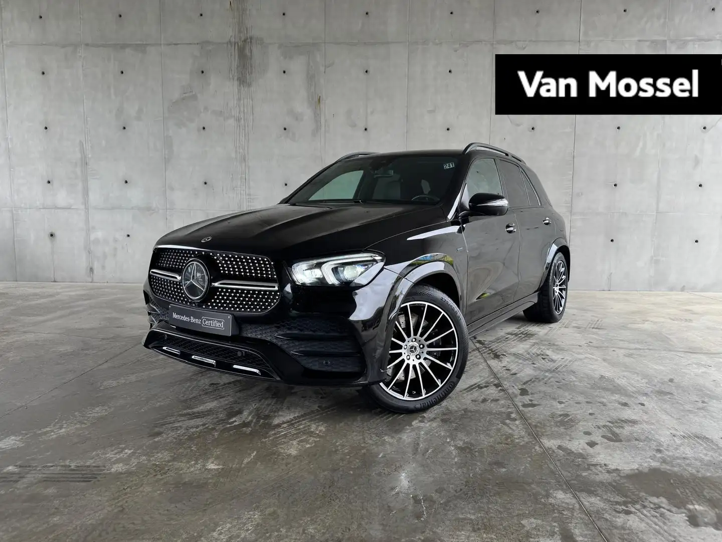Mercedes-Benz GLE 350 e 4MATIC AMG LINE + LEDER + TREKHAAK + BURMESTER + Zwart - 1