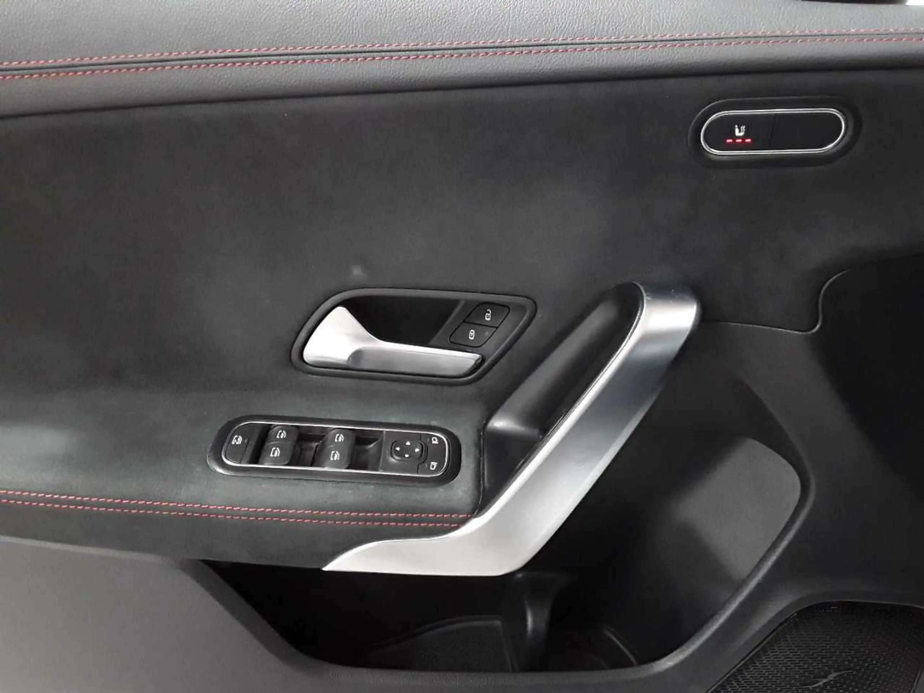 Mercedes-Benz CLA 220 CLA 220 d SB 8G-AMG BusiP MBUX Sound — photo 16
