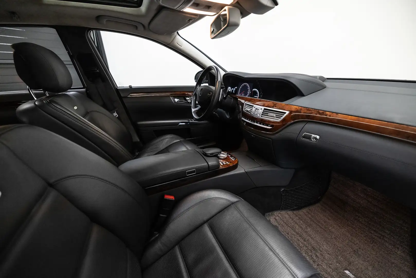 Mercedes-Benz S 63 AMG Lang Btw auto, Fiscale waarde € 12.000,- (€ 38.801 Чёрный - 2
