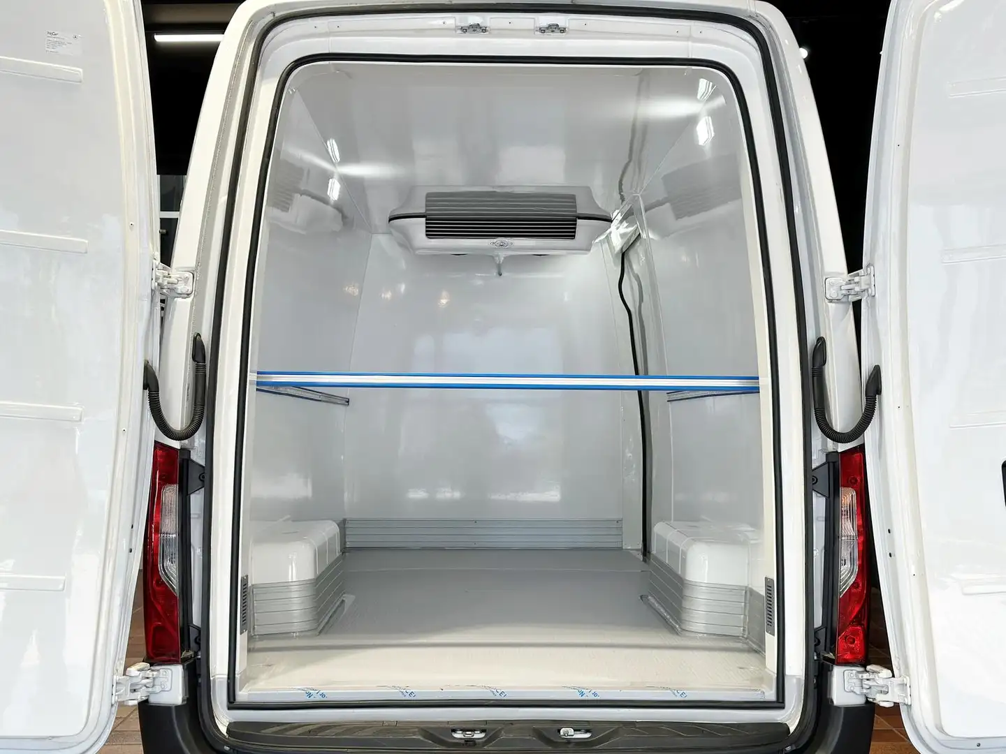 Mercedes-Benz Sprinter 317 MAXI TIEFKÜHLKASTEN -18°C/+4°C L3H2 3,5T 360°K Bílá - 2