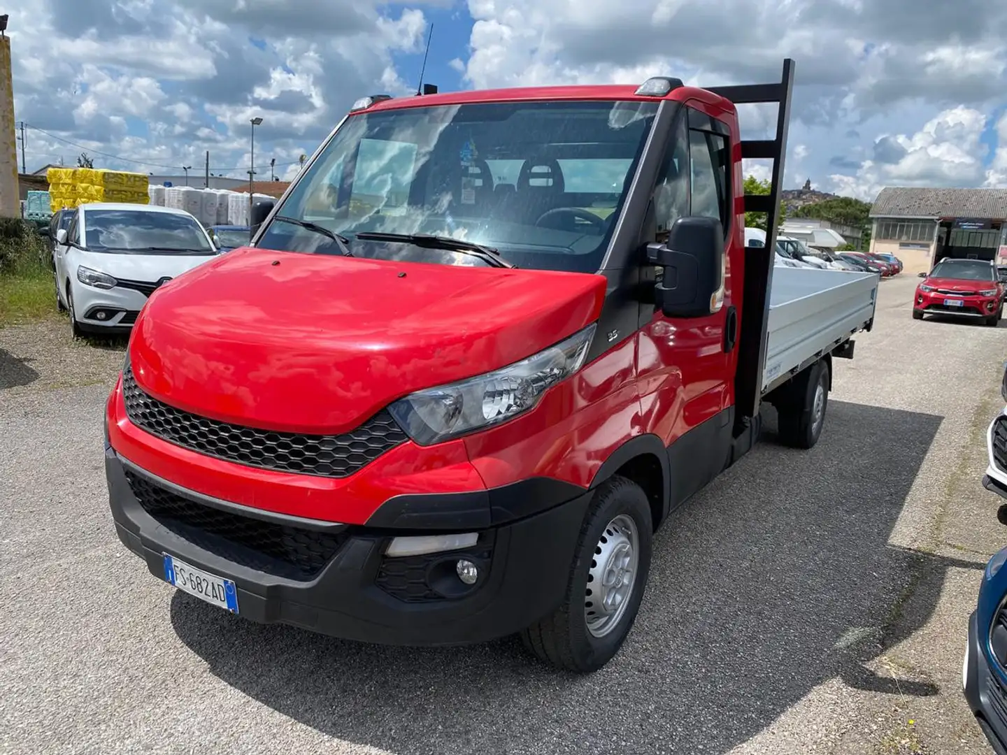 Iveco Daily 35S13 2.3HPT CASSONE FISSO Червоний - 1