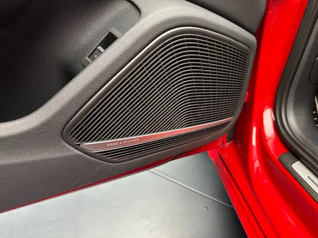 Audi A4 view 15
