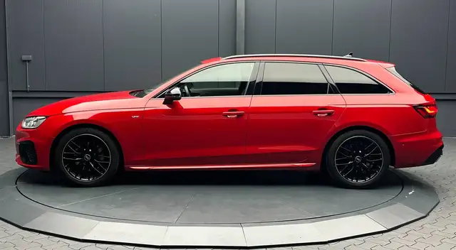 Audi A4 view 2