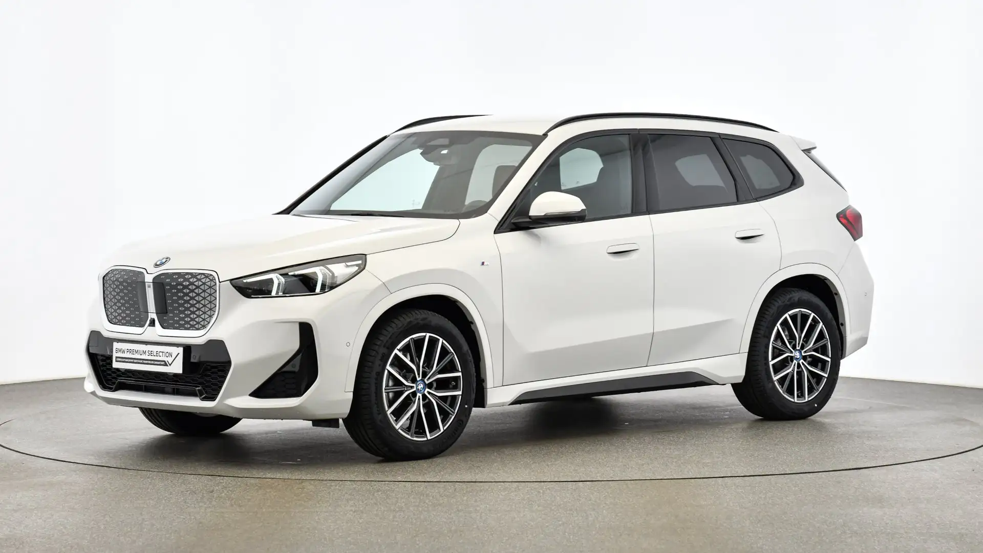 BMW iX1 eDrive20 Weiß - 2