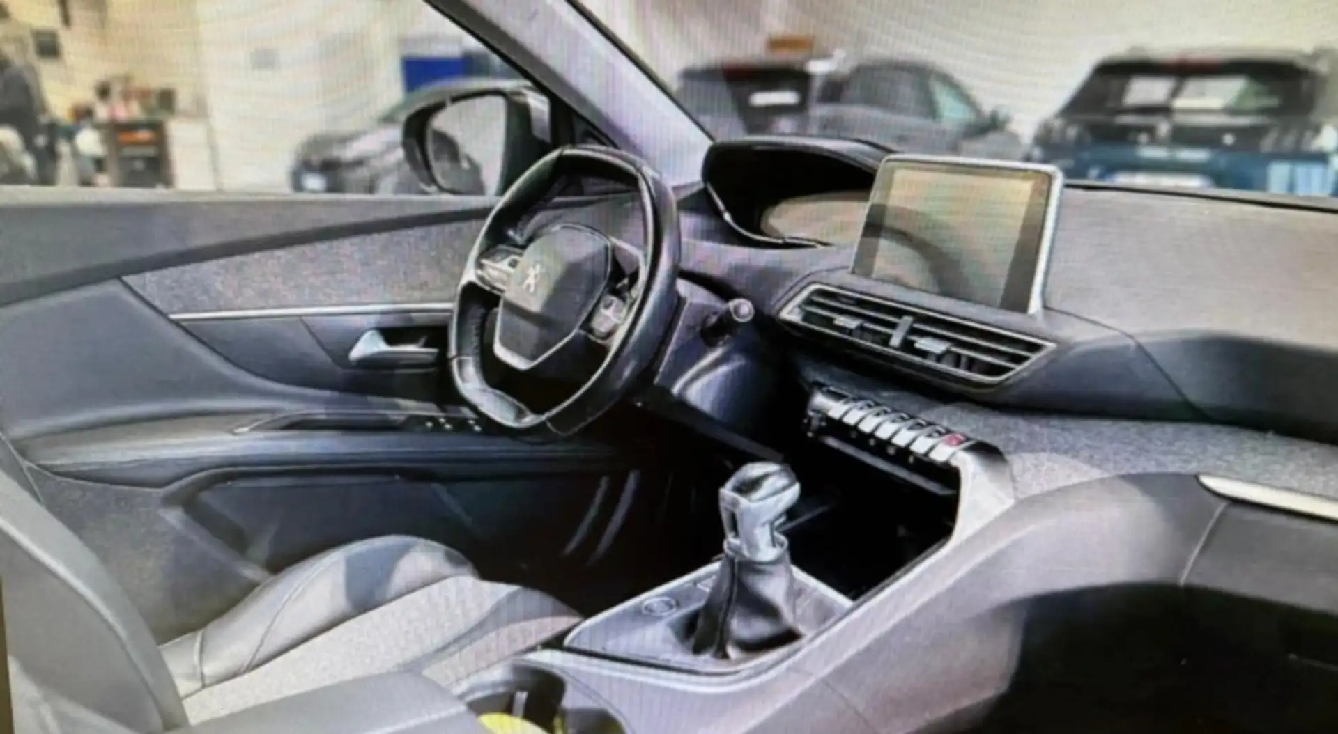 Peugeot 3008 1.2 puretech Allure tua a € 312 mese Grigio - 2