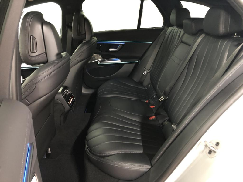 Mercedes-Benz E 450 d 4MATIC T-Modell AMG+MBUX+Superscreen+AHK — photo 9