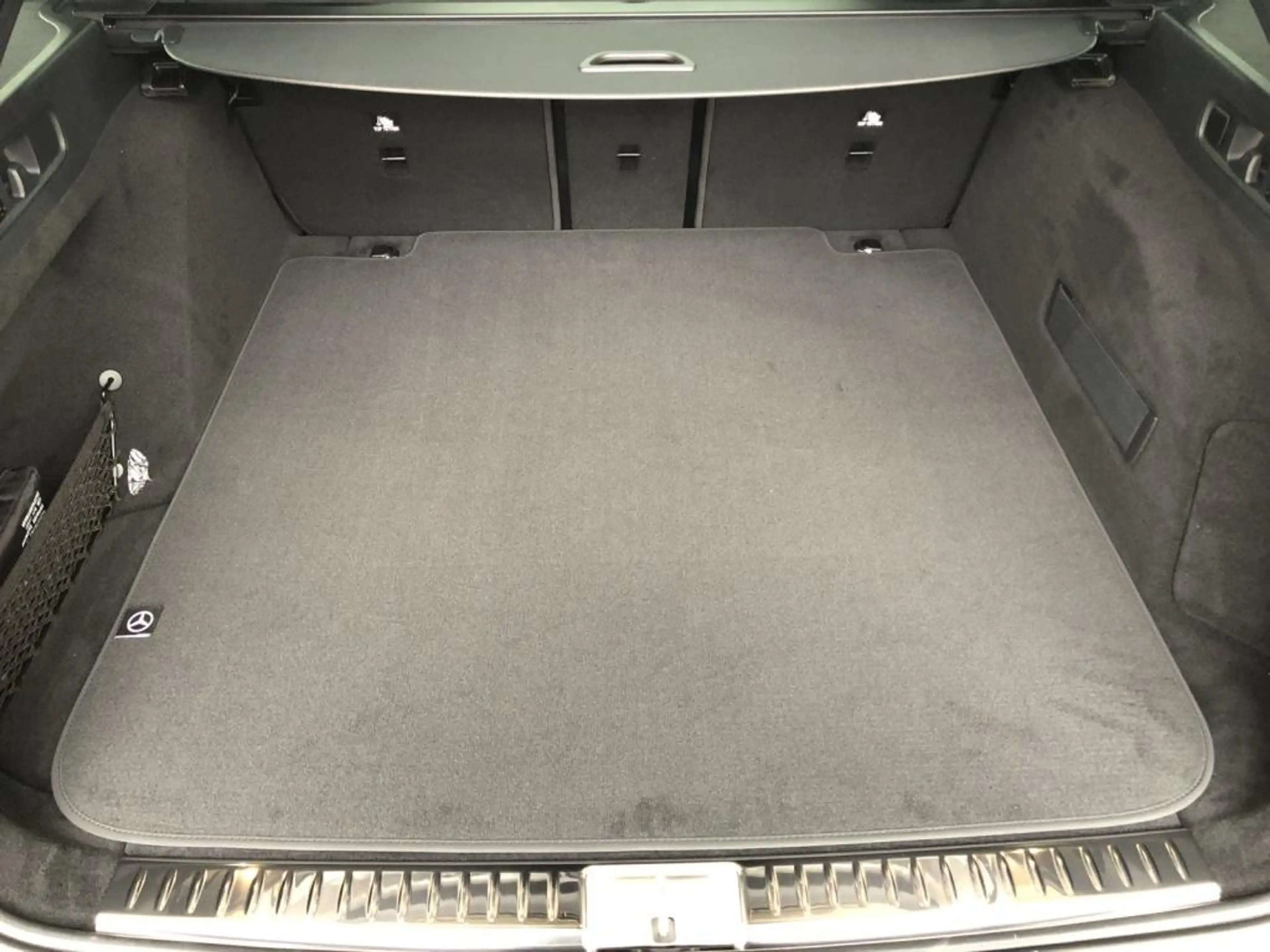 Mercedes-Benz E 450 d 4MATIC T-Modell AMG+MBUX+Superscreen+AHK — photo 14