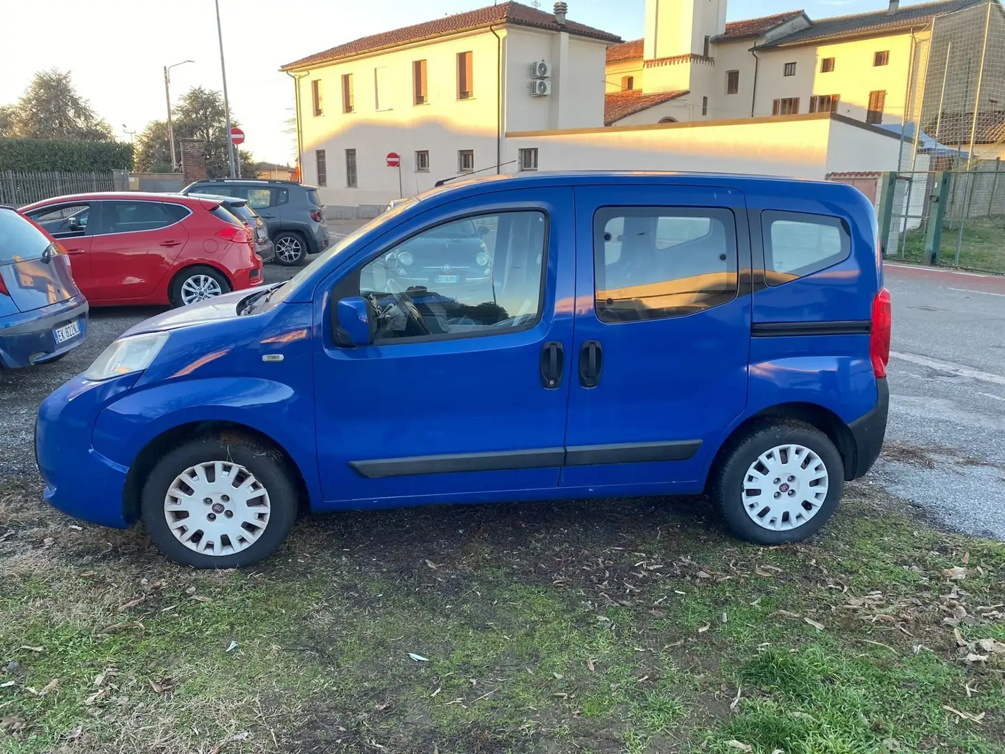 Fiat Qubo 1.3 mjt 16v Dynamic 95cv Azul - 1