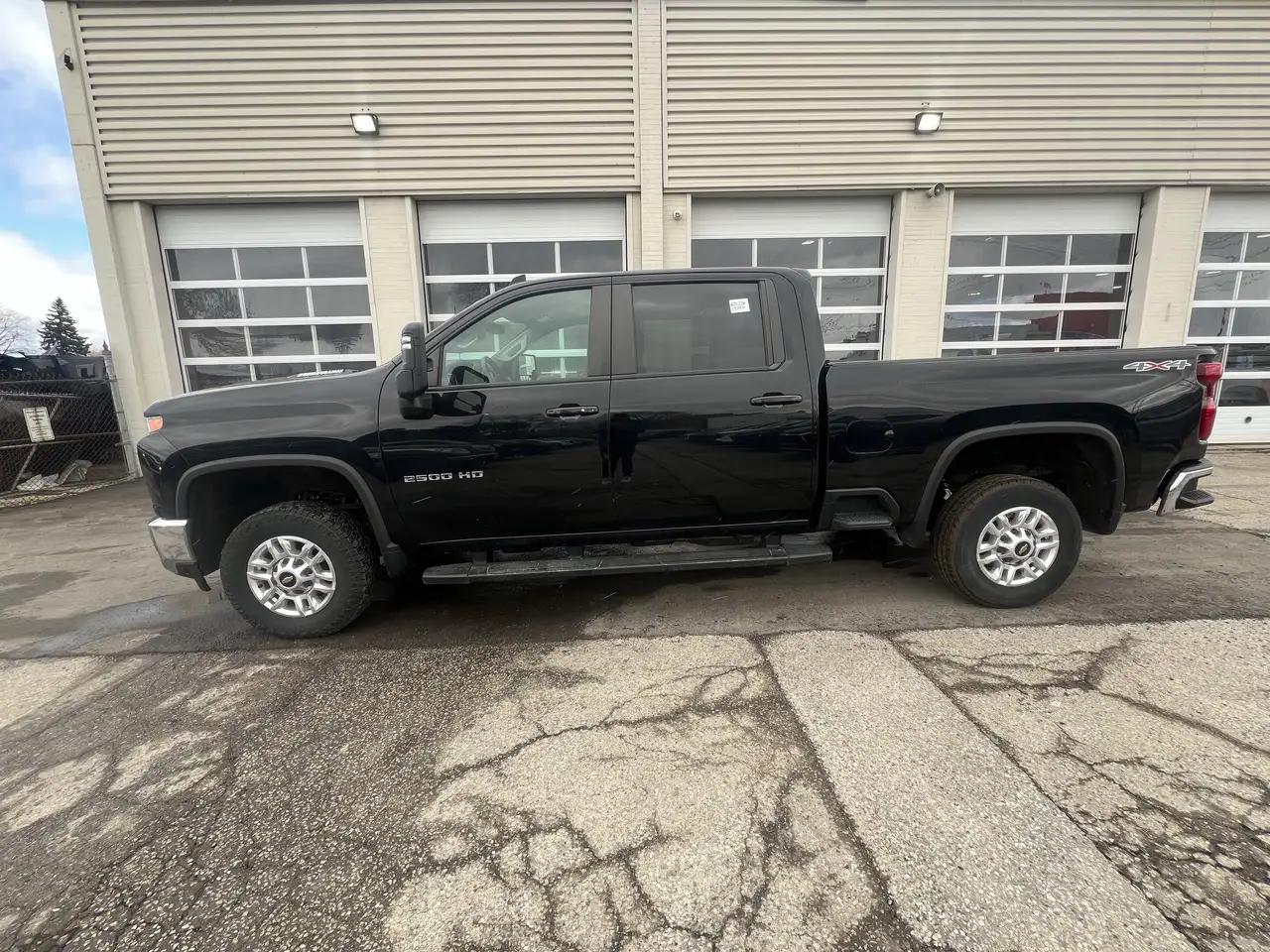 Chevrolet Silverado 2500 снимка Chevrolet Silverado 2500