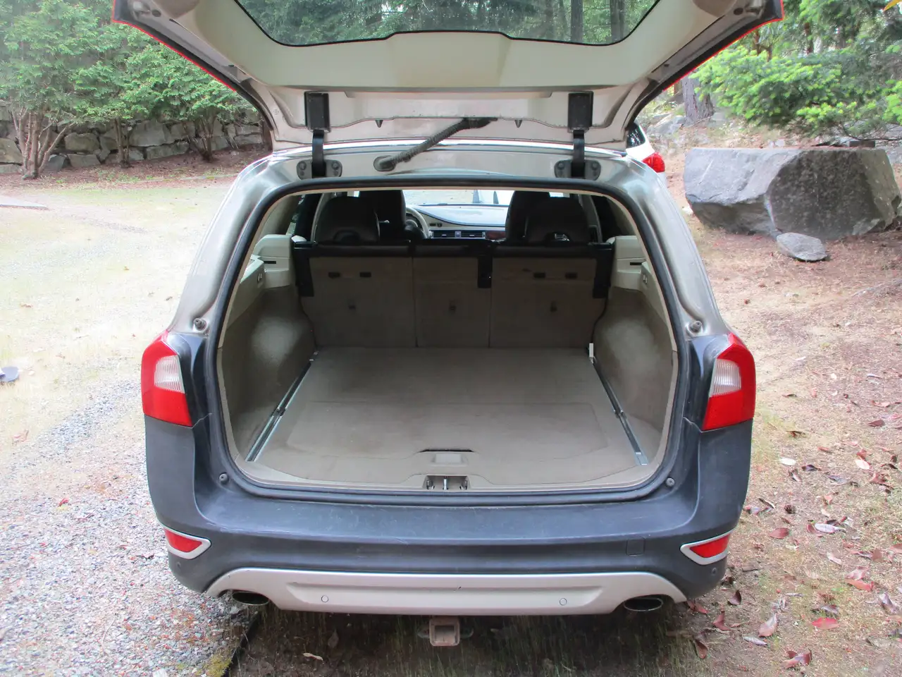 Volvo XC70 снимка Volvo XC70