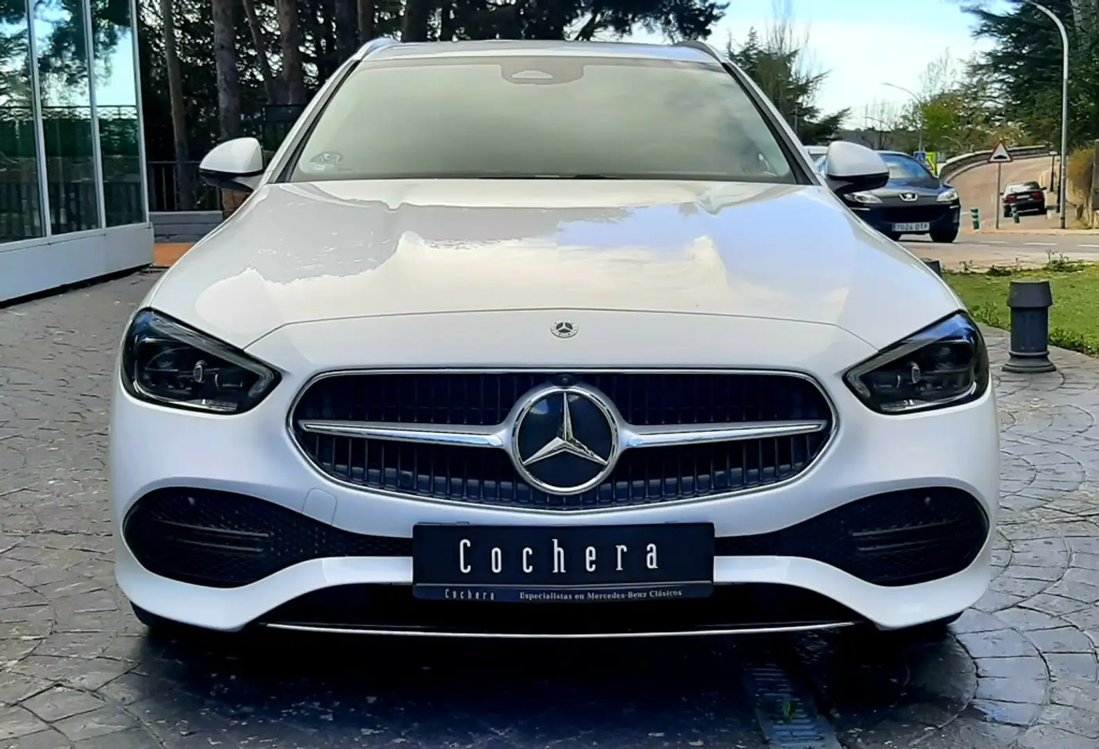 Mercedes-Benz MERCEDES-BENZ Clase C Familiar  Automático de 5 P Alb - 2