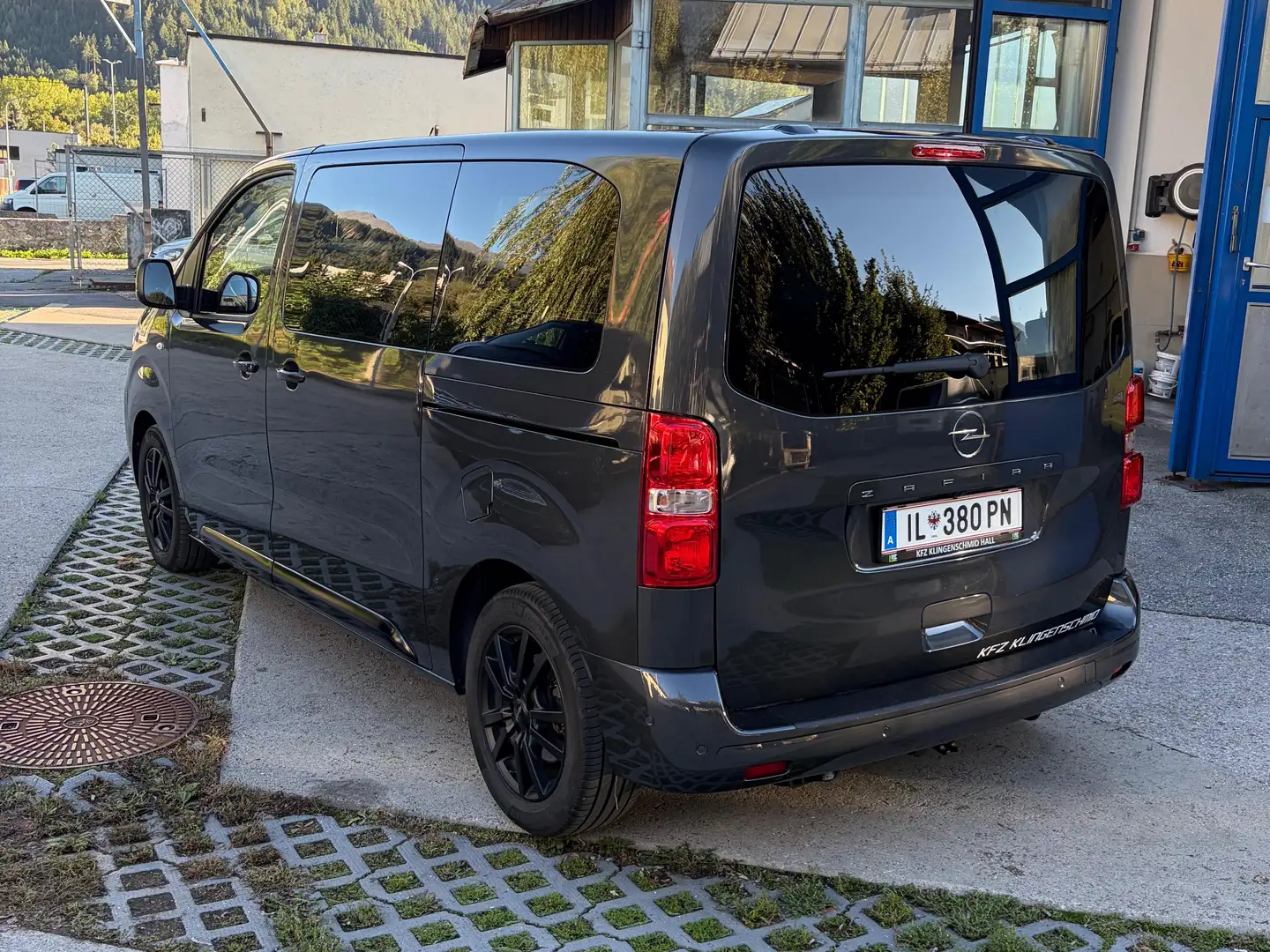 Opel Zafira Life Zafira 2,0 Diesel S Grau - 2