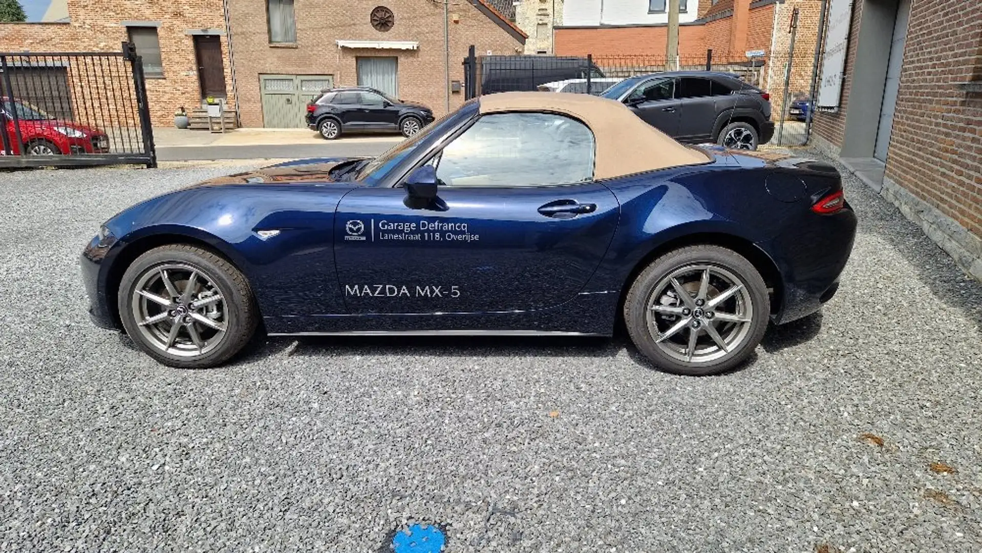 Mazda MX-5 1.5i Skyactiv-G Kazari Albastru - 2