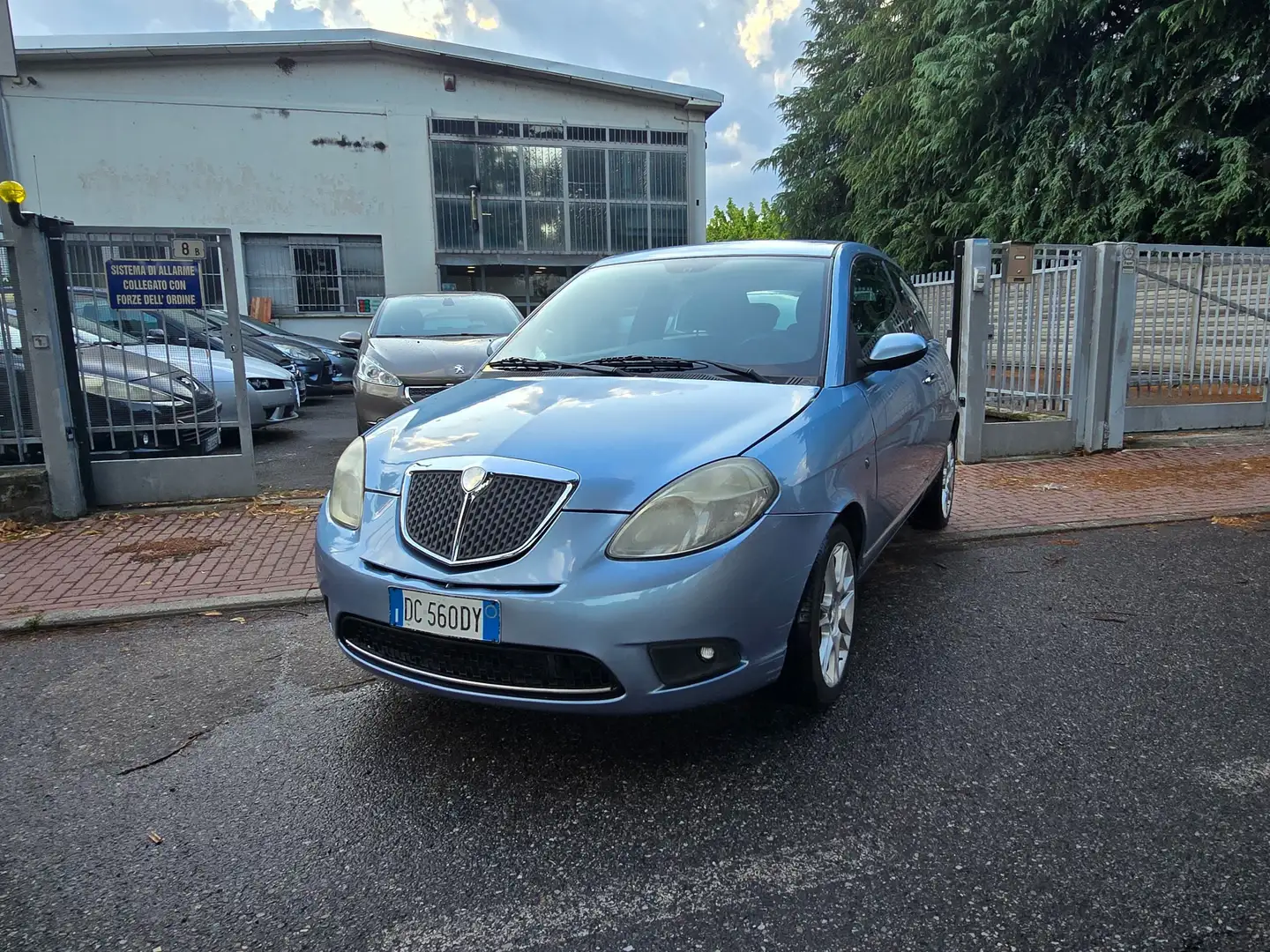 Lancia Ypsilon Ypsilon 1.3 MJT Platino 90CV OK NEOPATENTATI Blu/Azzurro - 1