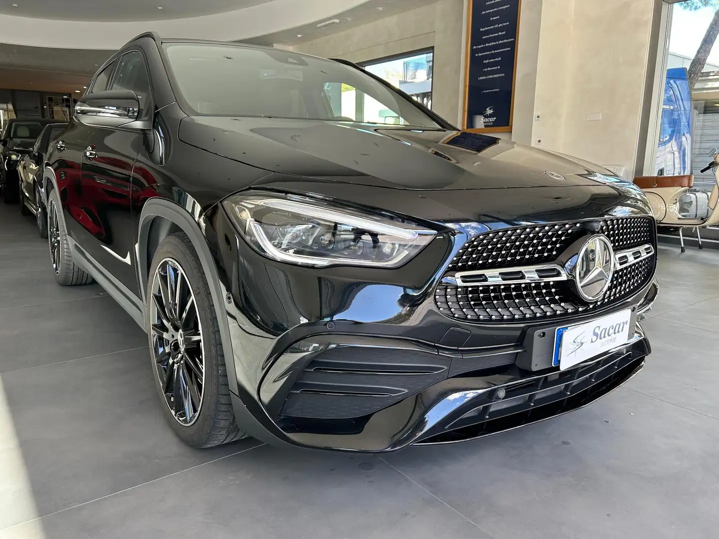 Mercedes-Benz GLA 200 GLA-H247 2020 d Premium auto Nero - 2