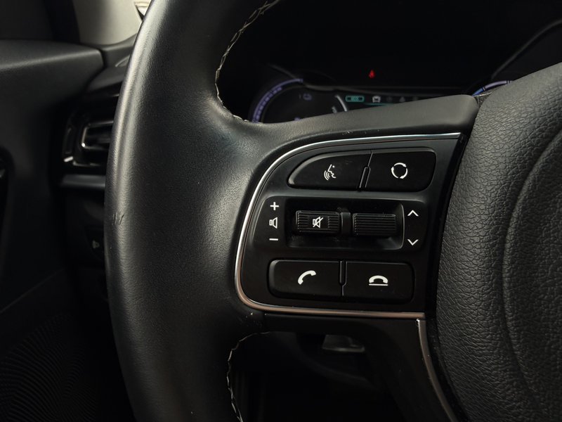 Kia e-Niro DynamicLine 39 kWh | apple carplay/android auto | — photo 16