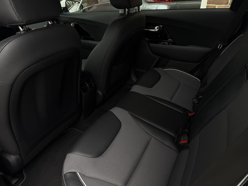 Kia e-Niro DynamicLine 39 kWh | apple carplay/android auto | — photo 14