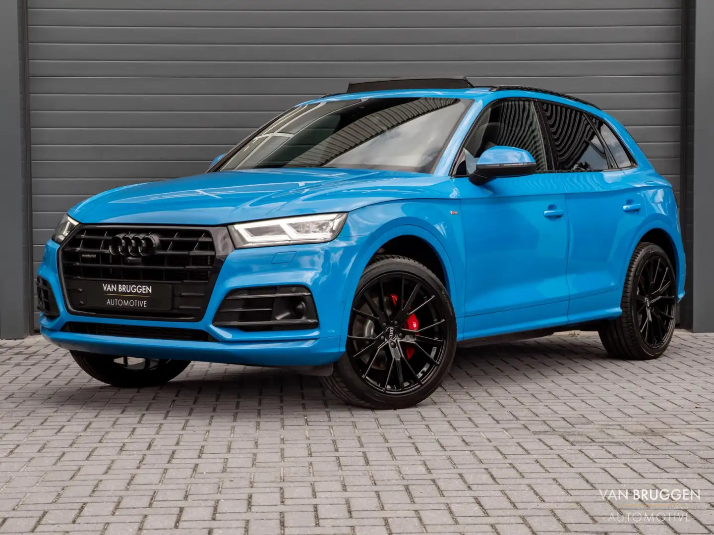 Audi Q5 55 TFSI E Quattro Pano RS-Stoelen Trekhaak 360 B&O Blauw - 1