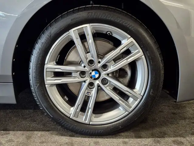 BMW M view 11
