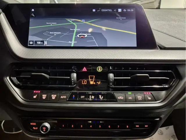 BMW M view 8