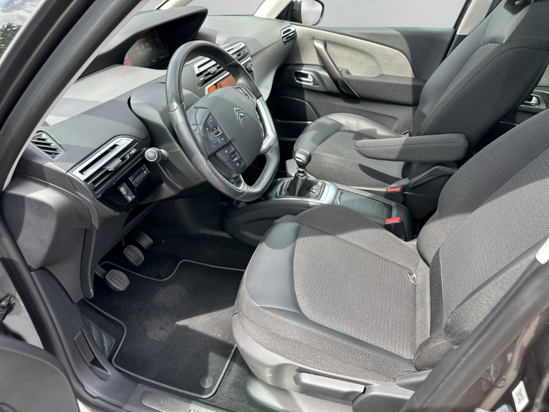 Citroen C4 SpaceTourer Shine Pack Panorama Navi Bi-Xenon Dyn. Kurvenlicht — photo 9