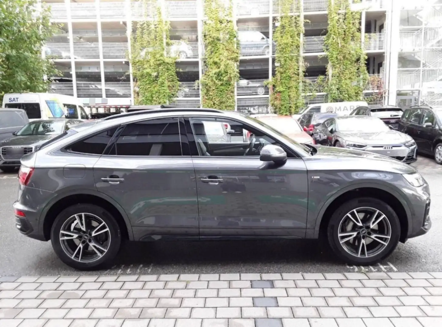 Audi Q5 Sportback 55 TFSIe quattro - S LINE / PANO Gris - 2