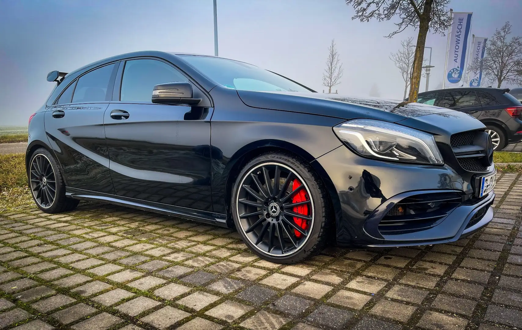 Mercedes-Benz A 45 AMG 4Matic Speedshift 7G-DCT - 2