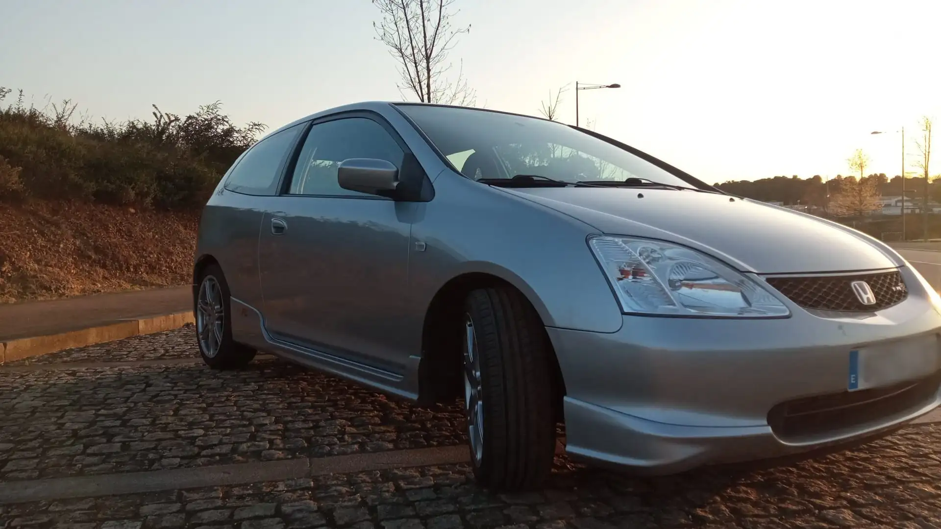 Honda Civic Type R EP3 Gris - 2