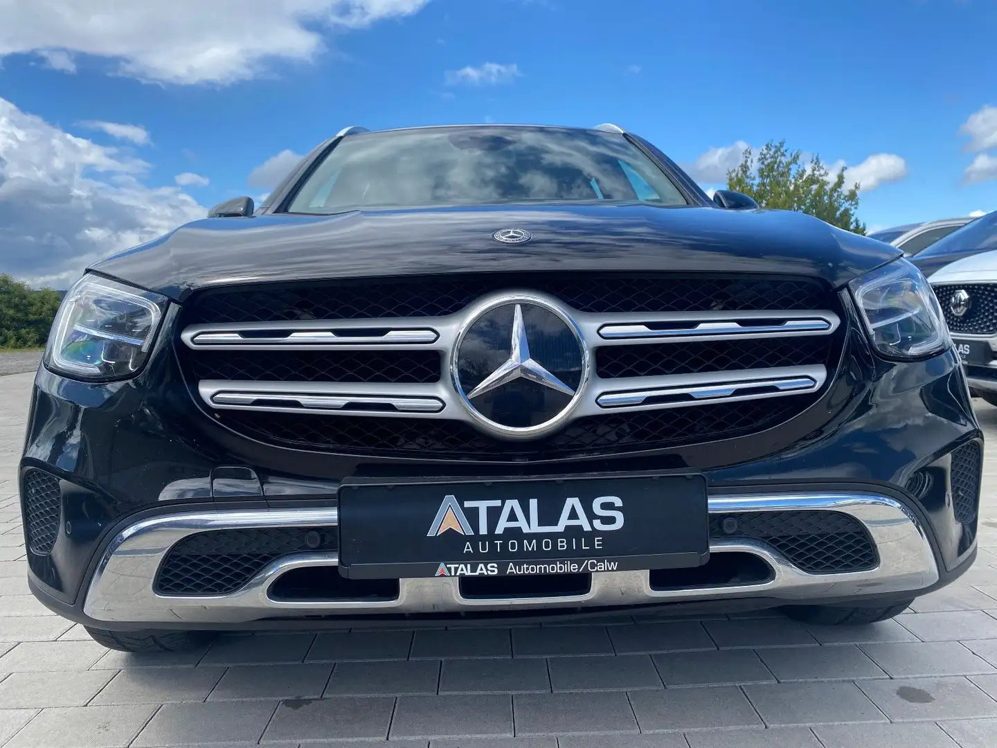 Mercedes-Benz GLC 220 d 4Matic Off-Road-Styling-Paket Noir - 2