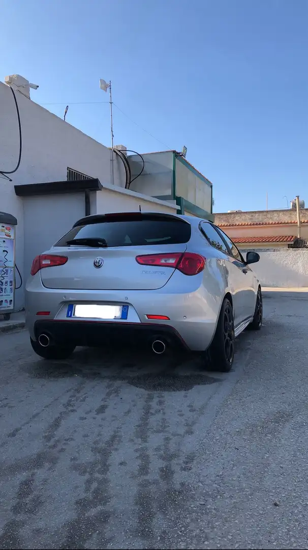 Alfa Romeo Giulietta 1.6 jtdm Super 120cv tct Silber - 2