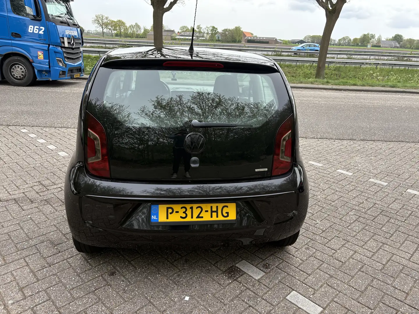 Volkswagen up! 1.0 move up! Zwart - 2
