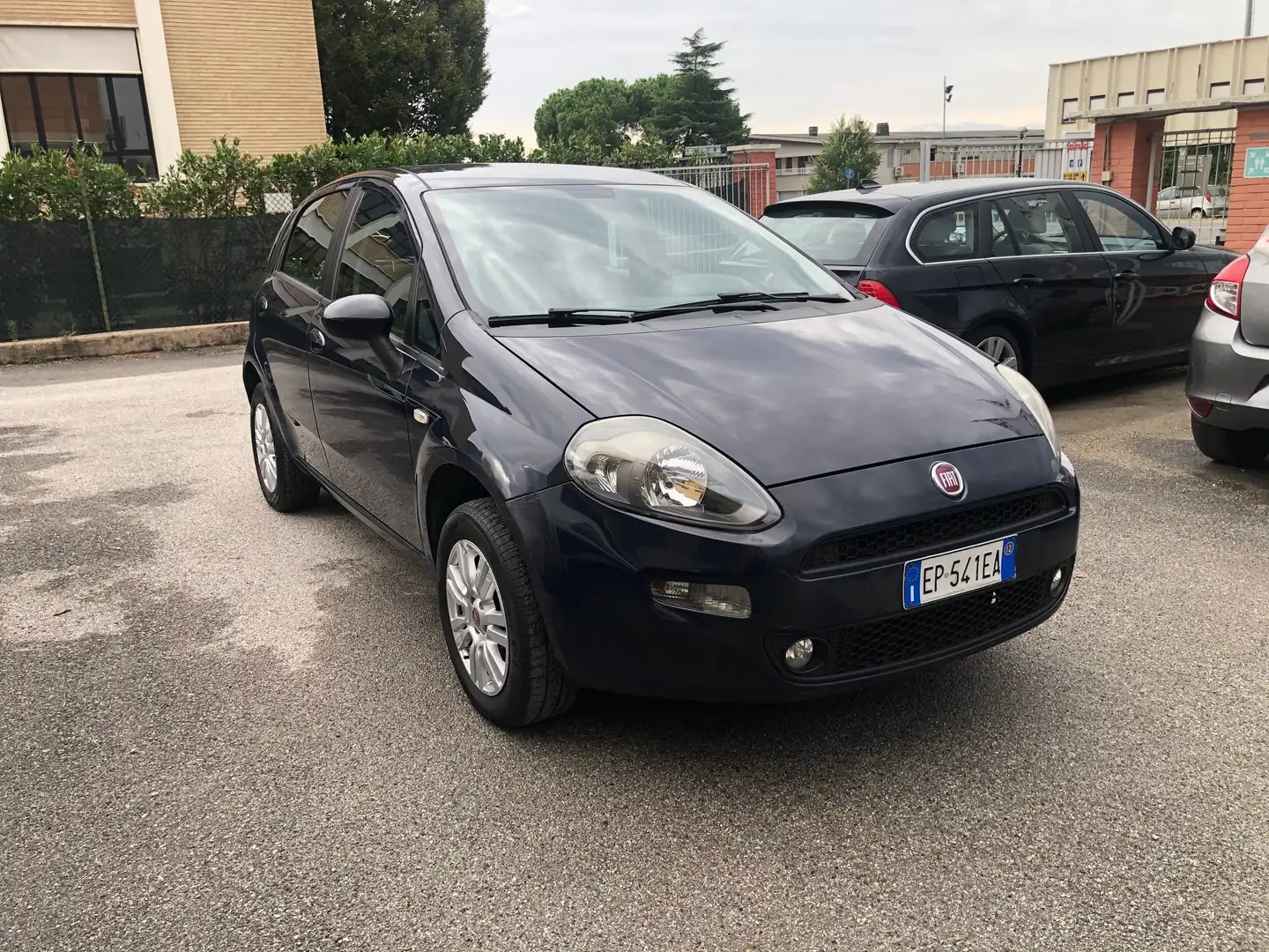 Fiat Punto Evo 5p 1.4 natural power Easy Blauw - 2