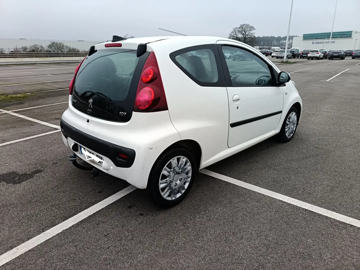 Peugeot 107 107 1.0e 12V 68ch BLUE LION Active Blanc - 2