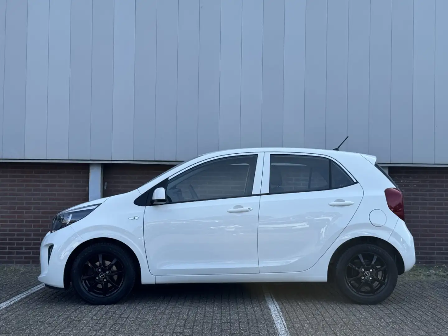 Kia Picanto 1.0 CVVT ComfortLine Wit - 2