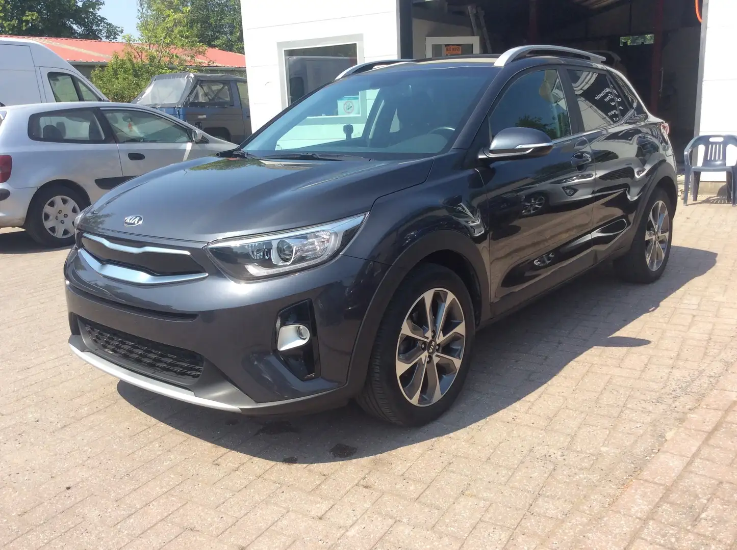 Kia Stonic 1.0 T Fusion ISG, 101PK, navi, camera,... Šedá - 2