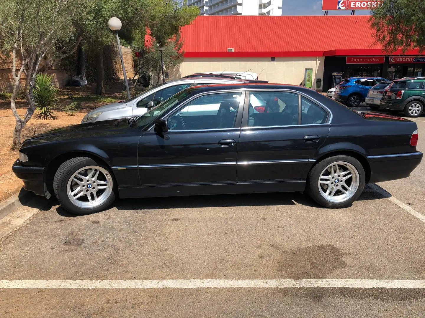 BMW 740 740i Aut. Negro - 1