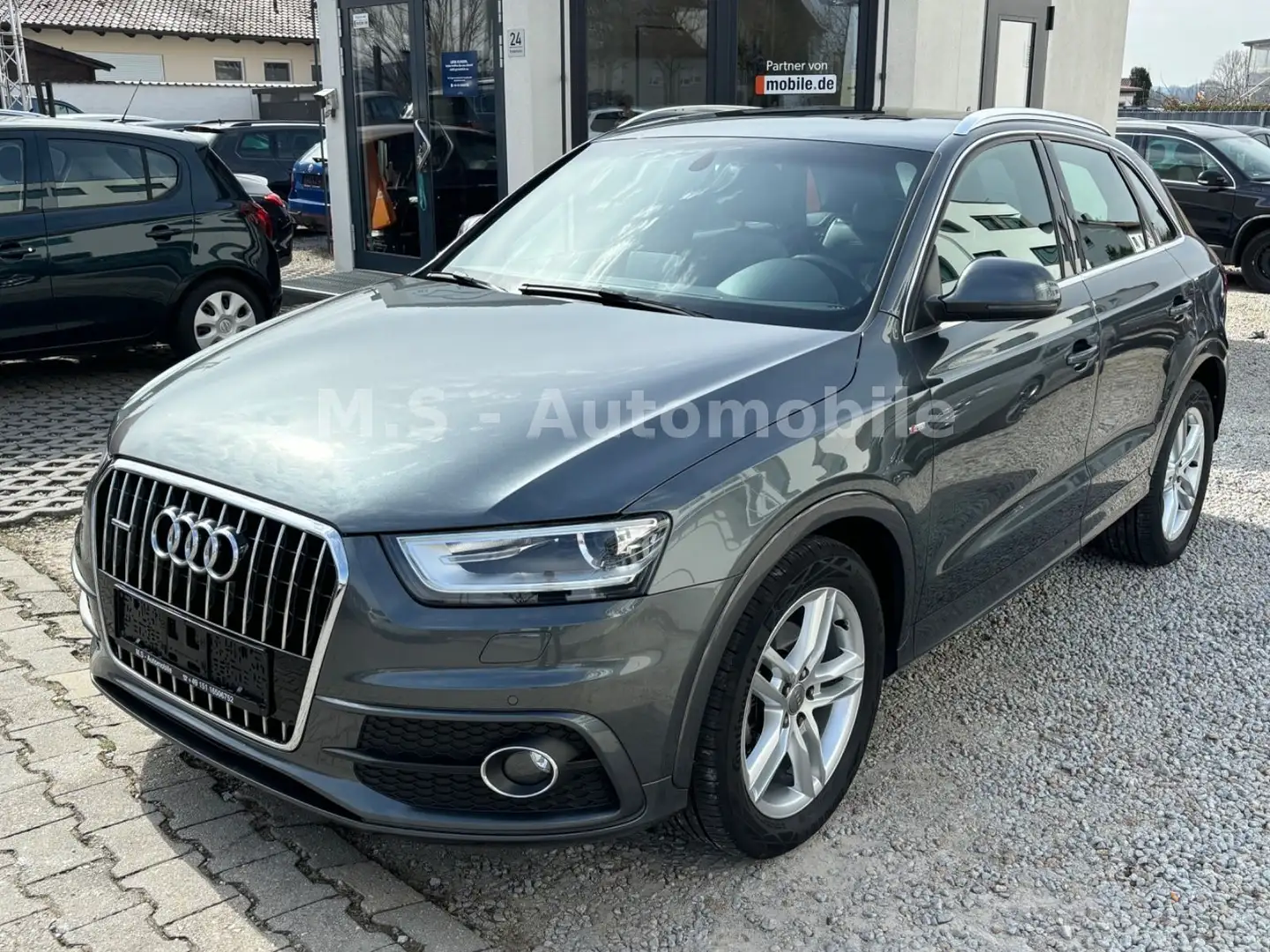 Audi Q3 2.0TDI DSG quattro S linePlus*SHZ*Navi*2.Hand Grau - 1