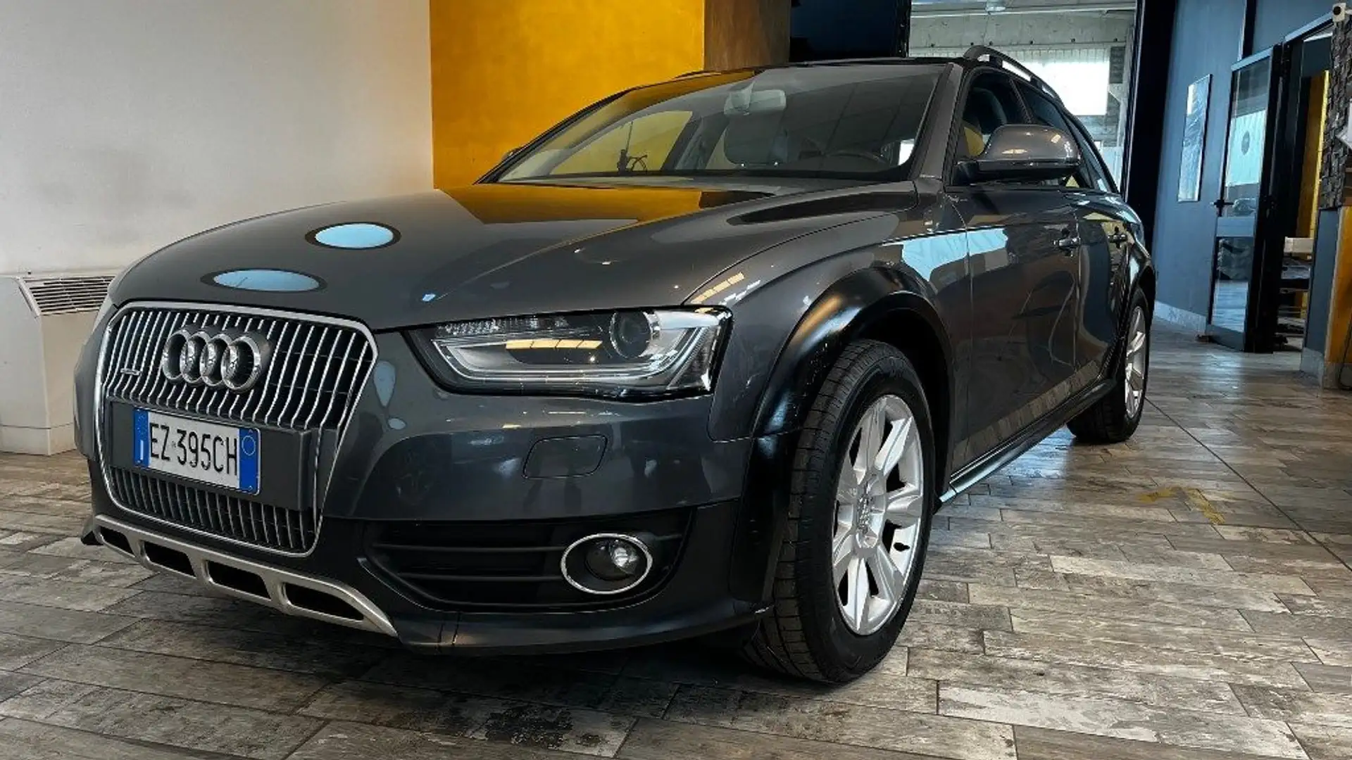 Audi A4 allroad 2.0 TDI 190 FULL OPT. + GANCIO TRAINO!! Gris - 1