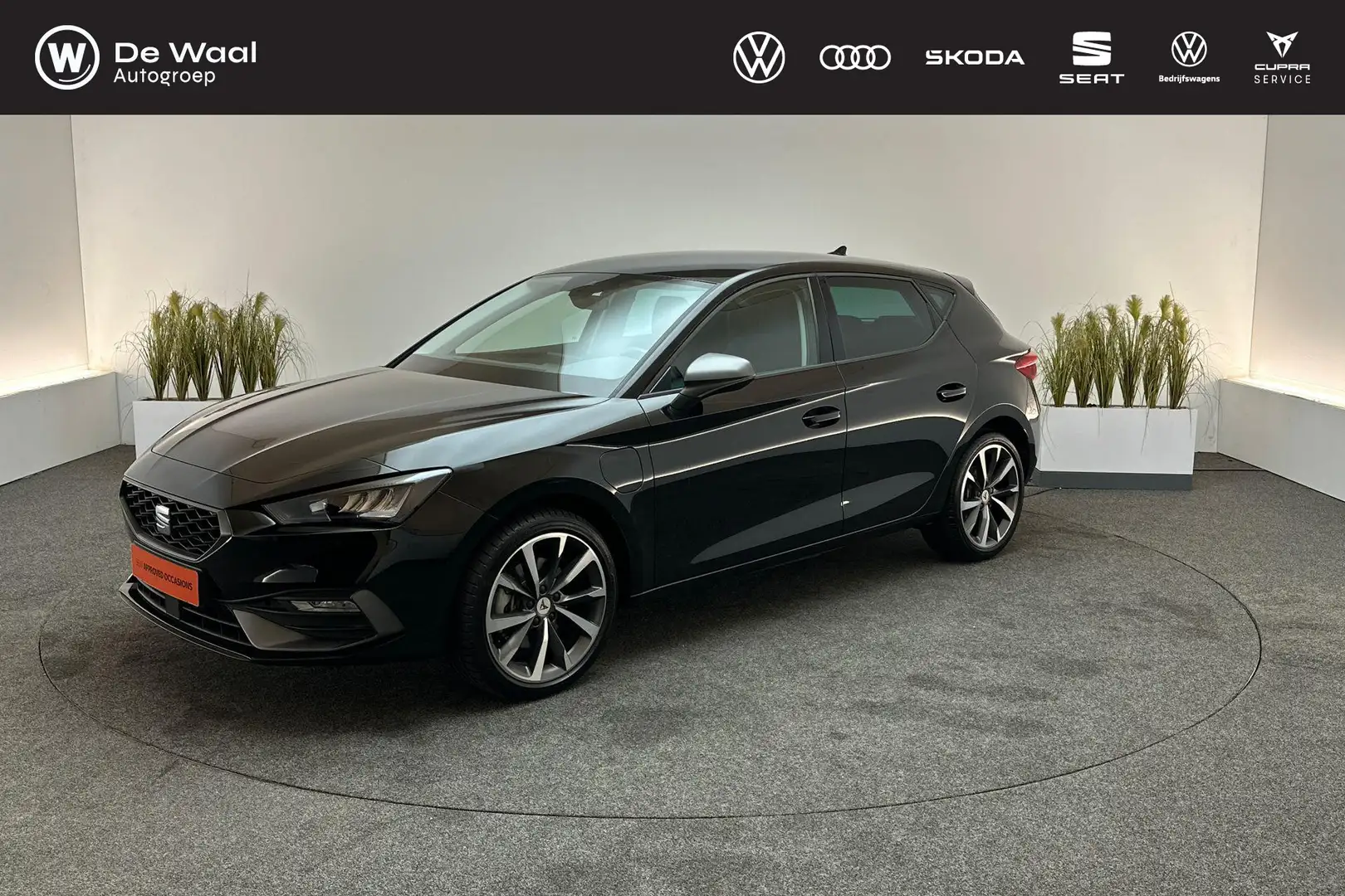 SEAT Leon FR 1.4 TSI 204pk DSG eHybrid PHEV | AppleCarplay/A Schwarz - 1