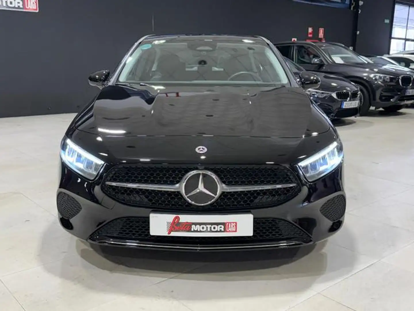Mercedes-Benz A 180 180d Progressive Line Advanced 8G-DCT Negro - 2