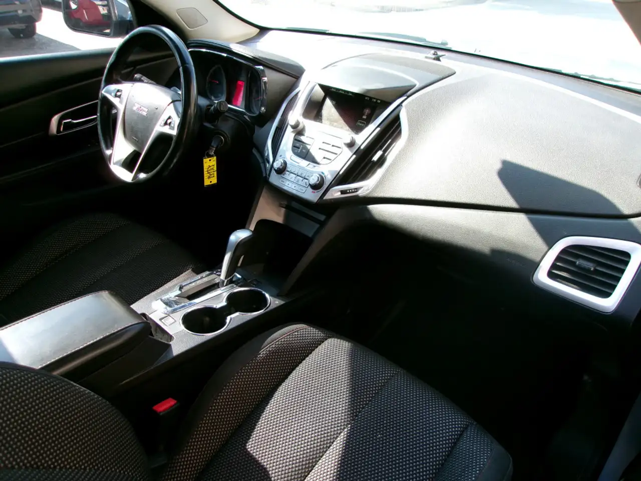 GMC Terrain photo GMC Terrain