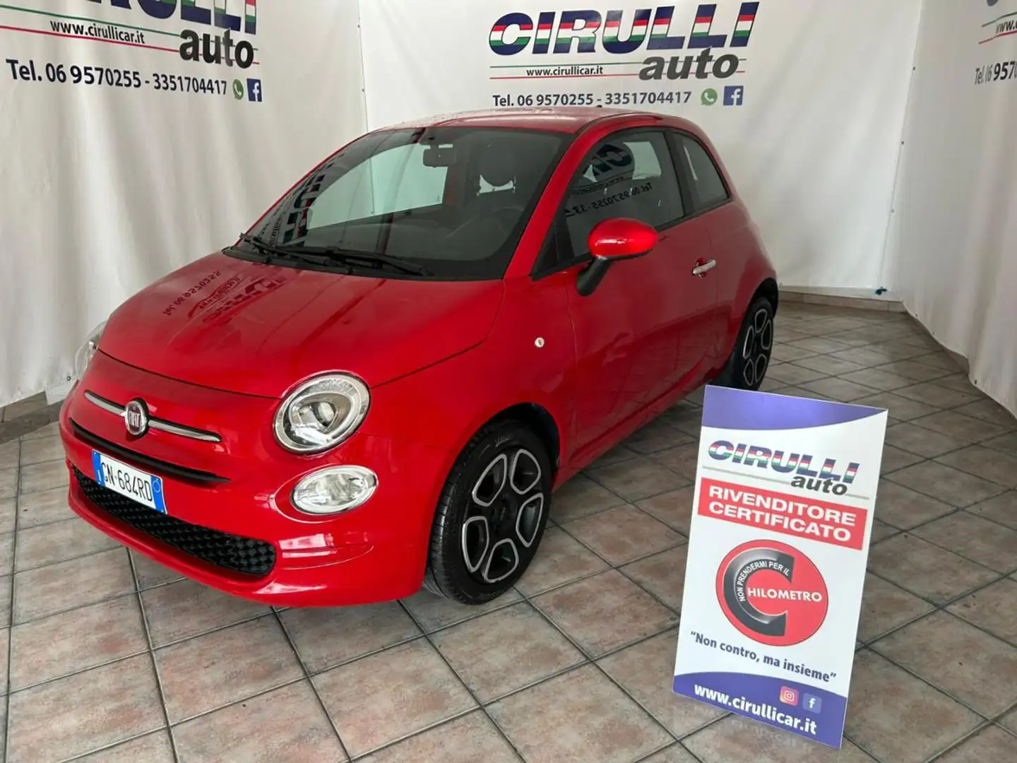 Fiat 500 1.0 Hybrid 70 cv CLUB Rouge - 2