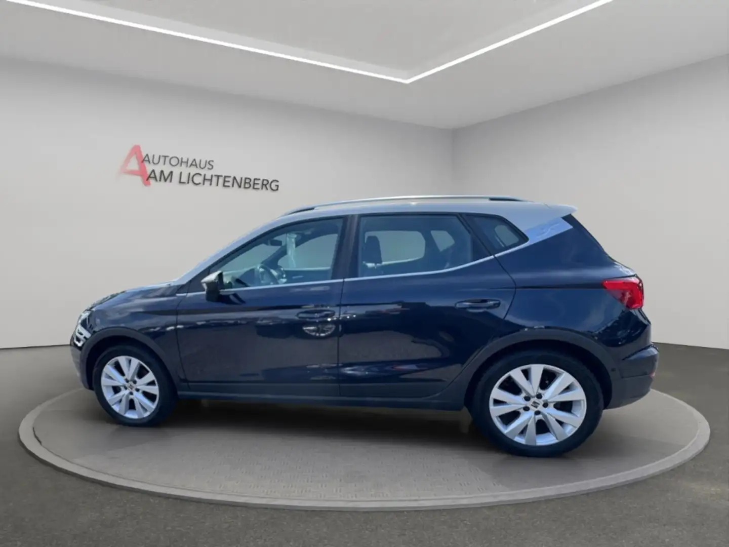 SEAT Arona Xperience 1.0 TSI NAVI+LED+PDC+KAMERA+SHZ+KLIMA Blau - 2