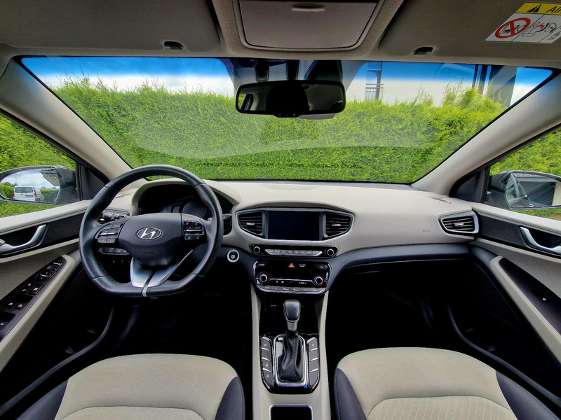 Hyundai IONIQ Style Plug-In Hybrid (Automatik, Kamera) — photo 12
