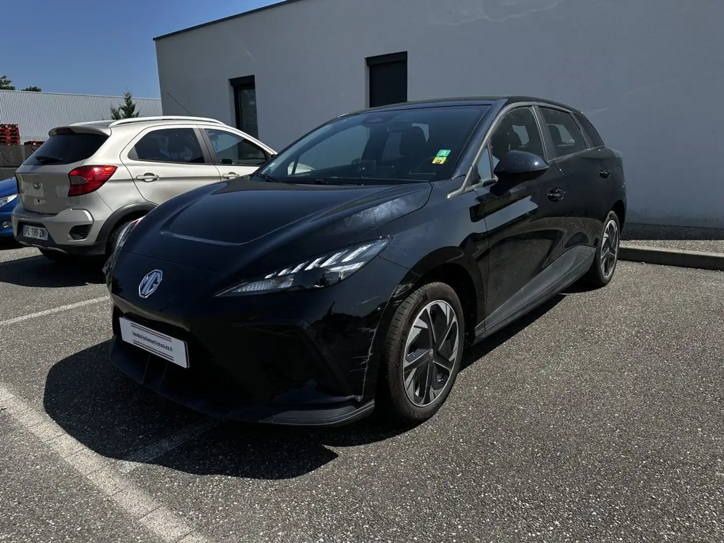MG MG4 ELECTRIC ELECTRIQUE Zwart - 1